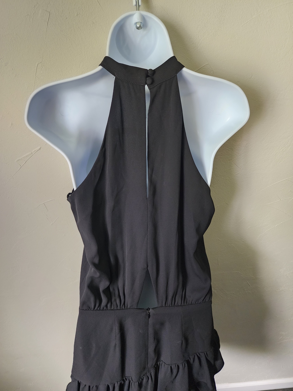 Krissa Assymetrical Ruffle Halter Dress Size Small - Picture 8 of 8